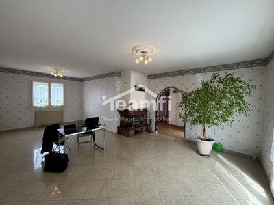 Maison - 101 m² - 4 pièces