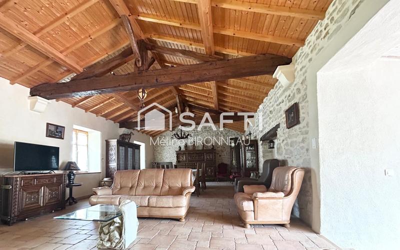 Maison - 191 m² - 6 pièces