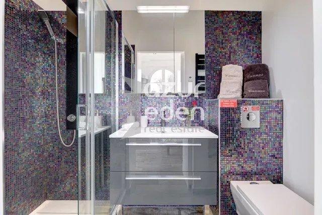 Appartement - 125 m² - 5 pièces