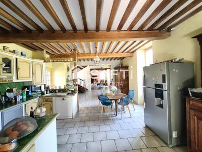 Maison de maîtres - 235 m² - 6 pièces