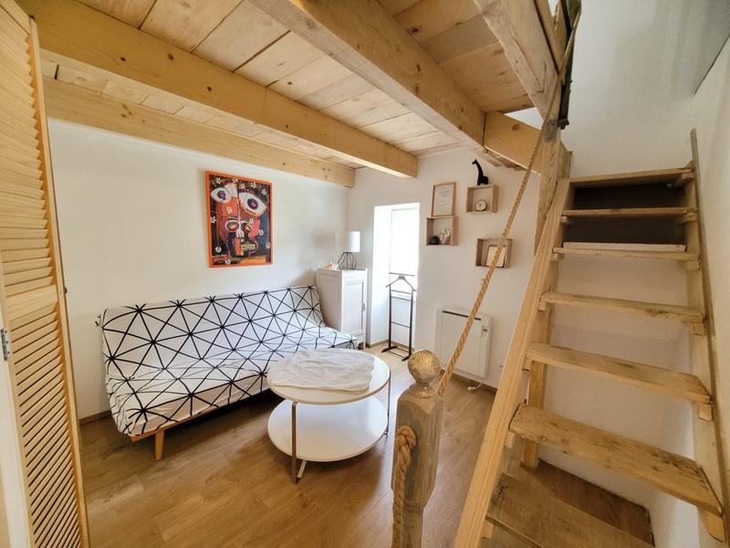 Maison - 222 m² - 8 pièces