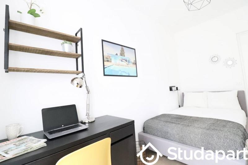 Chambre - 13 m² - 1 pièce