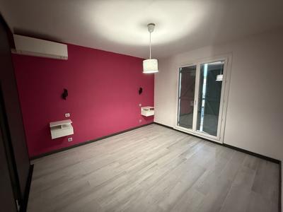 Pavillon - 83 m² - 4 pièces