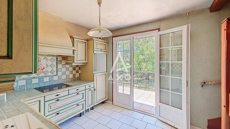 Maison - 97 m² - 4 pièces