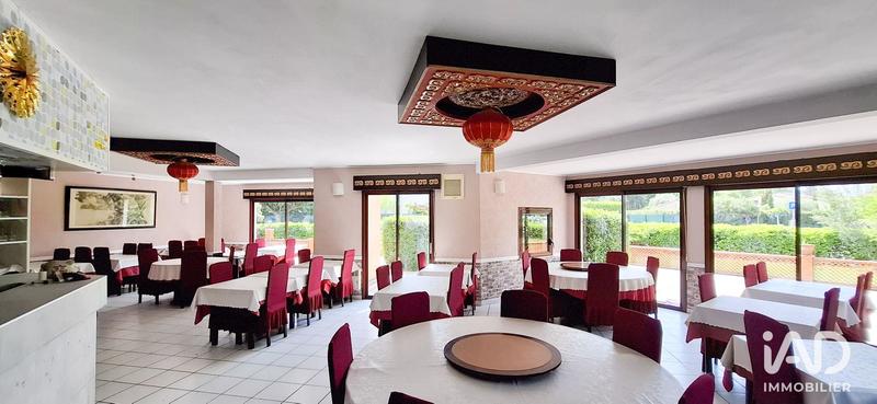 Local commercial - 236 m²