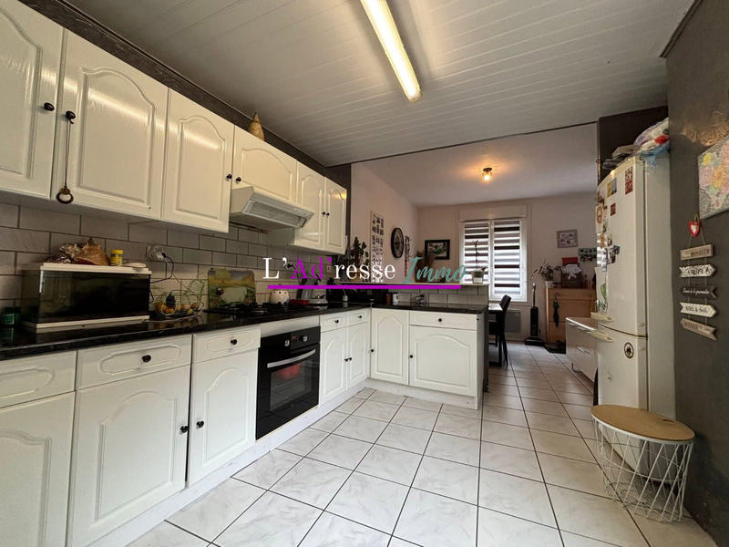 Maison traditionnelle - 67 m² - 4 pièces