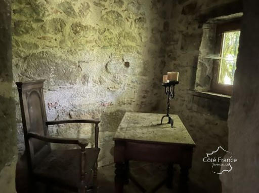 Maison - 120 m² - 2 pièces