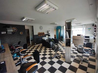 Fonds de commerce - Local commercial - 76 m²