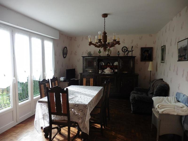 Maison - 98 m² - 5 pièces