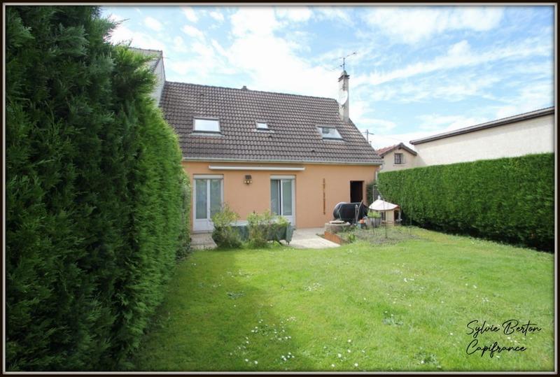 Maison - 98 m² - 6 pièces