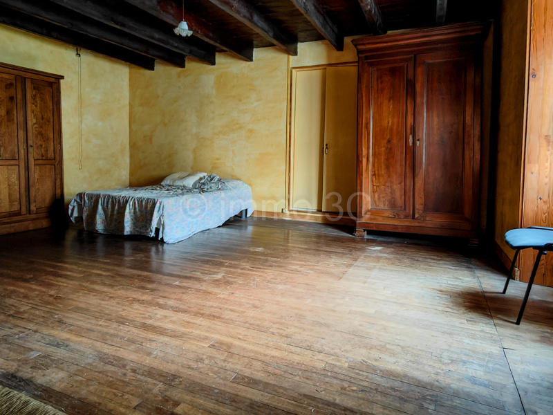 Maison en pierre - 105 m² - 4 pièces