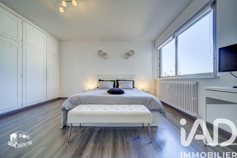 Appartement - 102 m² - 5 pièces