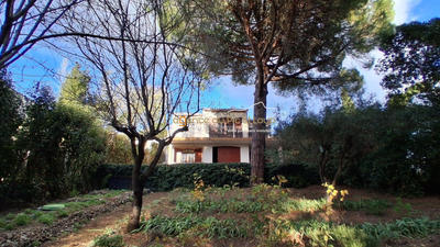 Villa - 90 m² - 4 pièces