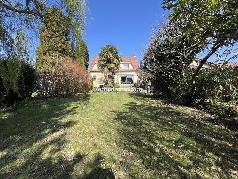 Maison - 140 m² - 6 pièces