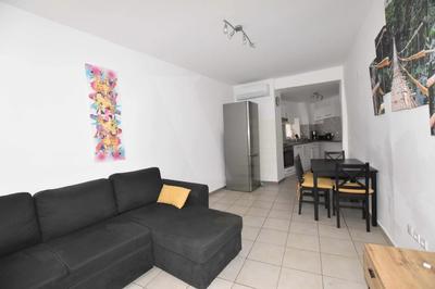 Maison - 79 m² - 4 pièces