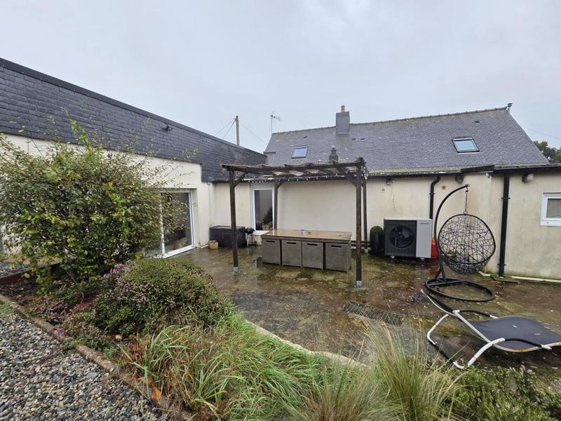 Maison en pierre - 132 m² - 5 pièces