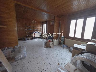 Maison - 130 m² - 8 pièces