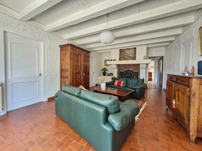 Maison - 215 m² - 7 pièces