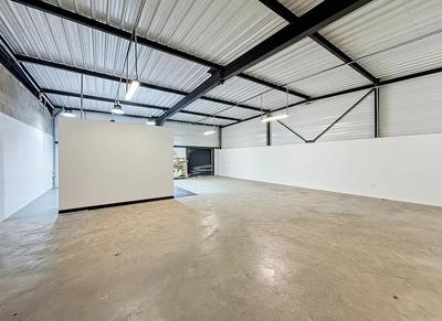 Bureau - 448 m² - 2 pièces