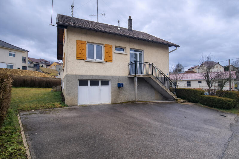 Maison - 106 m² - 6 pièces
