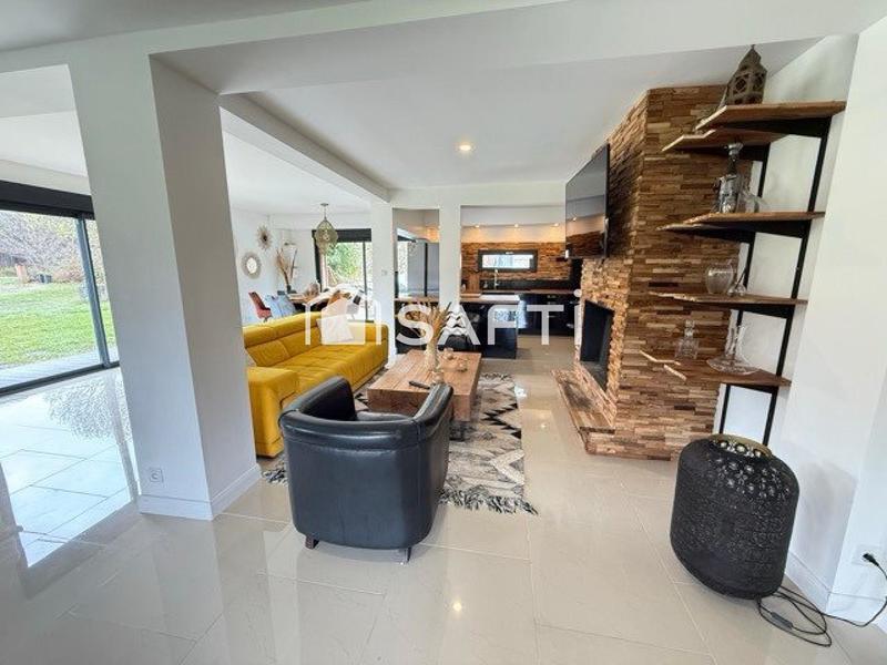 Maison - 128 m² - 5 pièces