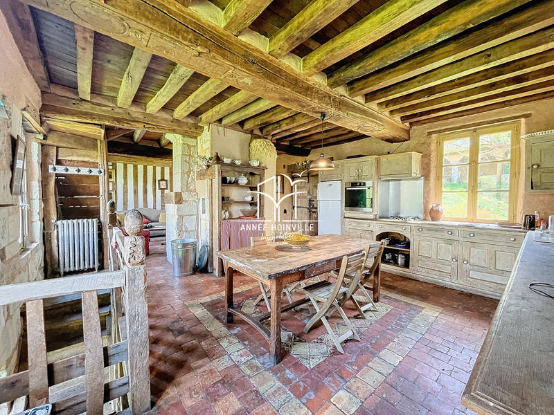 Maison - 245 m² - 8 pièces