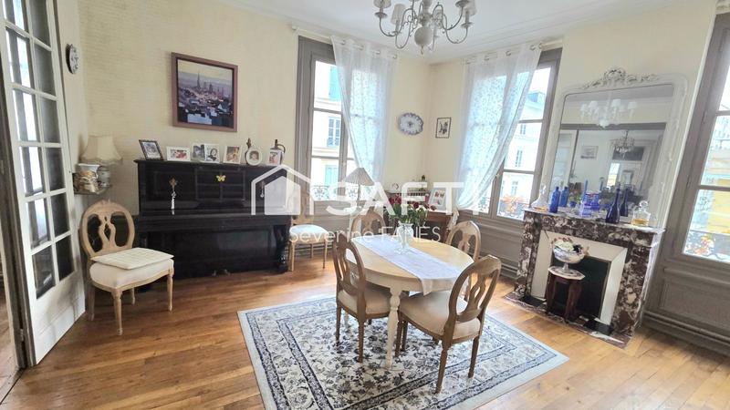 Appartement - 120 m² - 5 pièces