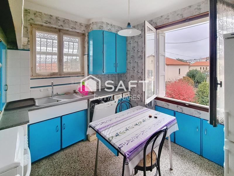 Maison - 159 m² - 8 pièces