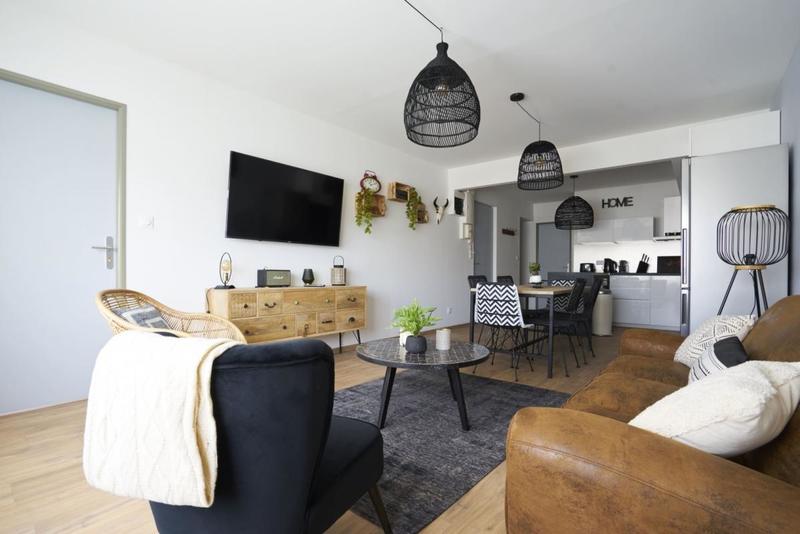 Appartement - 97 m² - 6 pièces