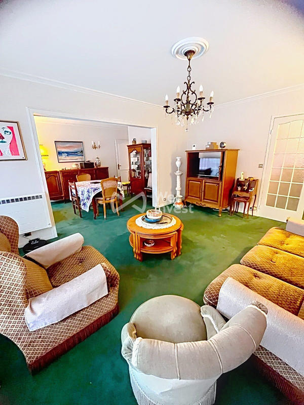 Appartement - 99 m² - 6 pièces