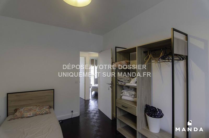 Chambre - 12 m² - 4 pièces