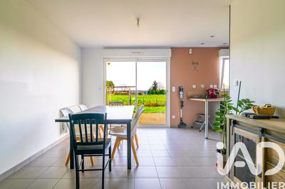 Maison - 80 m² - 4 pièces