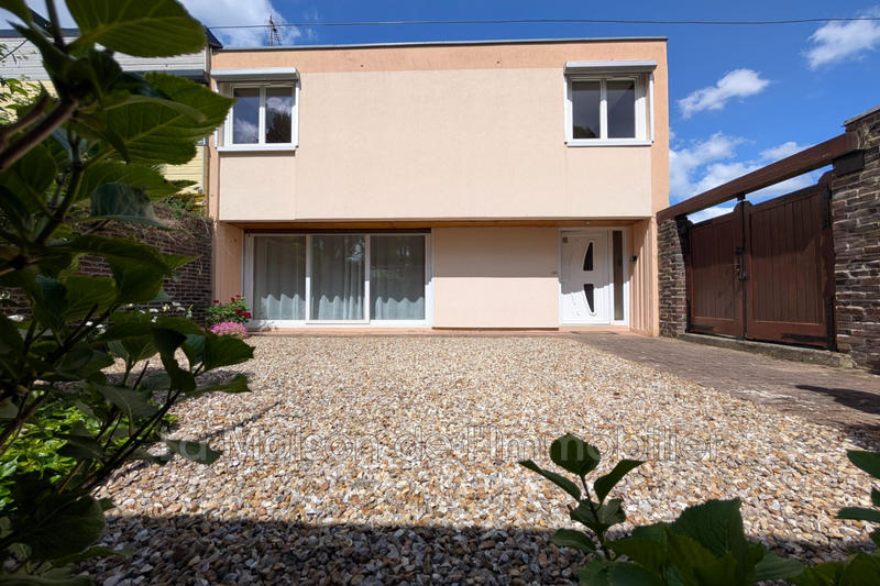 Maison - 101 m² - 5 pièces