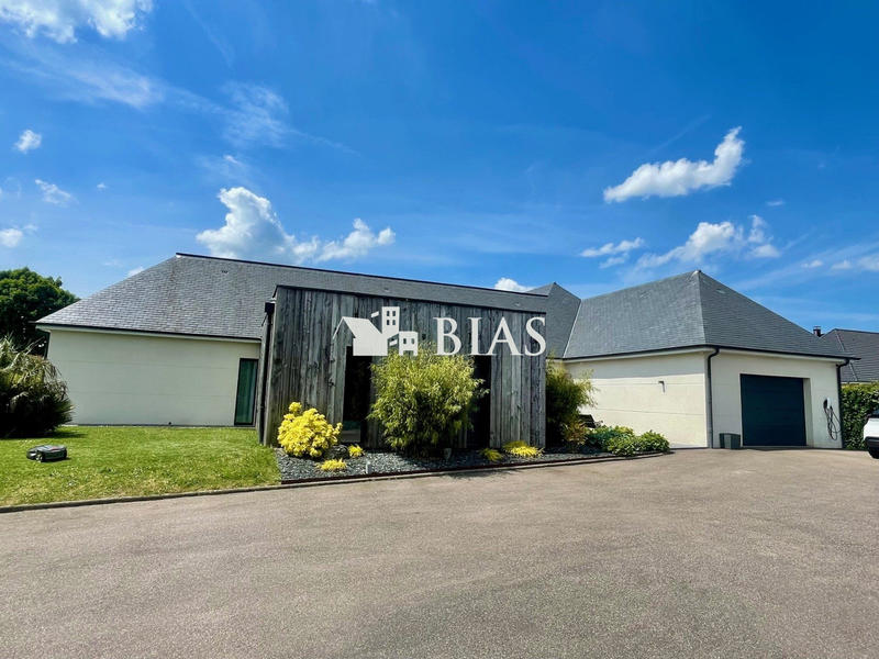 Maison contemporaine - 186 m² - 6 pièces