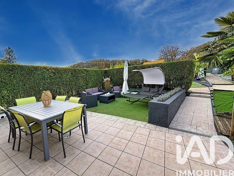 Maison - 102 m² - 5 pièces