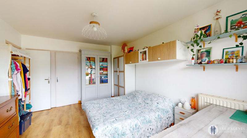 Maison - 97 m² - 5 pièces