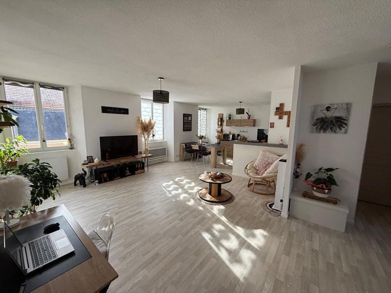 Appartement - 91 m² - 4 pièces