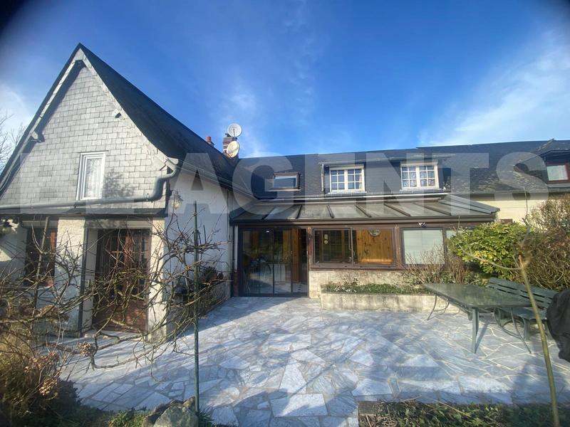 Maison - 110 m² - 4 pièces