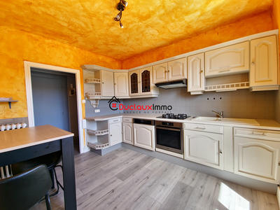 Appartement - 75 m² - 4 pièces