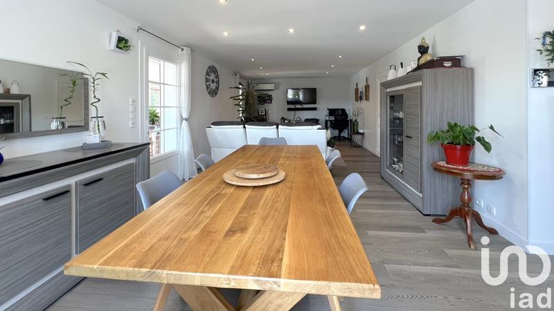 Maison - 194 m² - 9 pièces