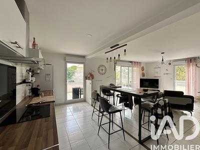 Appartement - 90 m² - 4 pièces