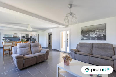 Villa - 234 m² - 7 pièces