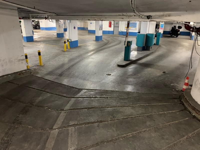 Parking / Garage - 13 m²