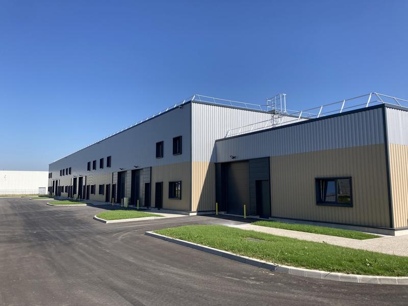 Entrepôt - 3 263 m²