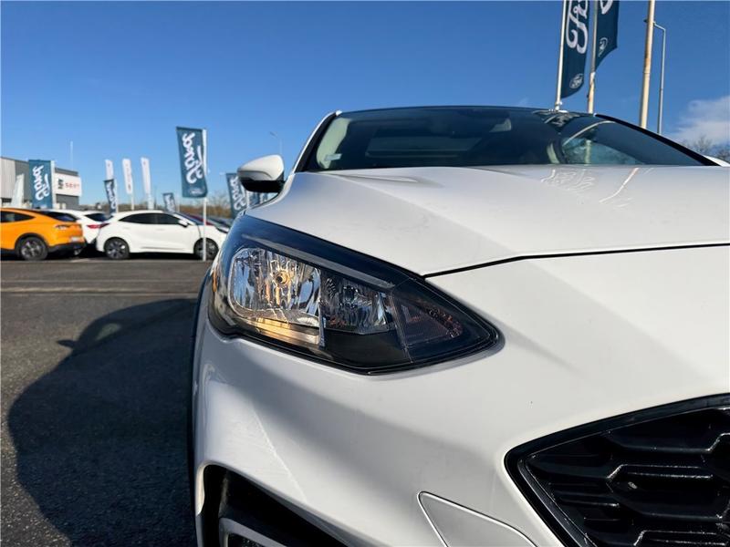 Ford Focus IV Active 1.5 Ecoboost 150 s&amp;S Business