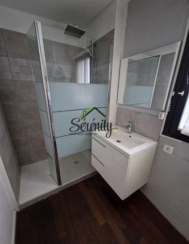 Appartement - 84 m² - 5 pièces