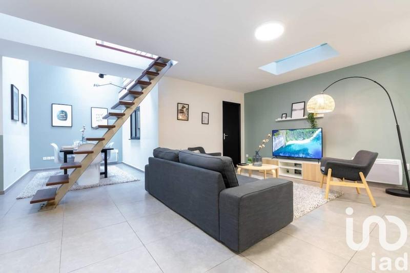 Appartement - 96 m² - 6 pièces