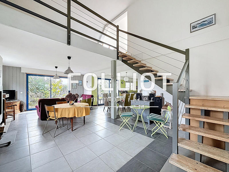 Maison - 165 m² - 7 pièces