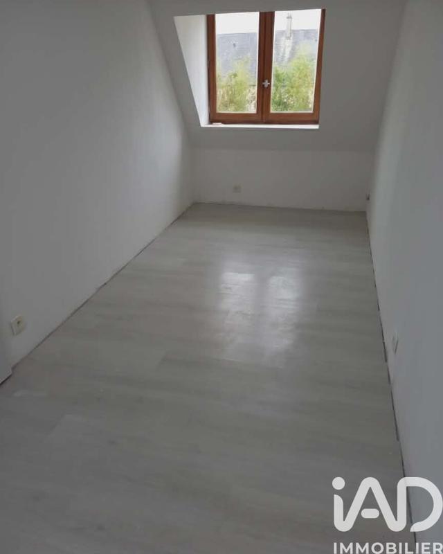 Maison - 190 m² - 9 pièces