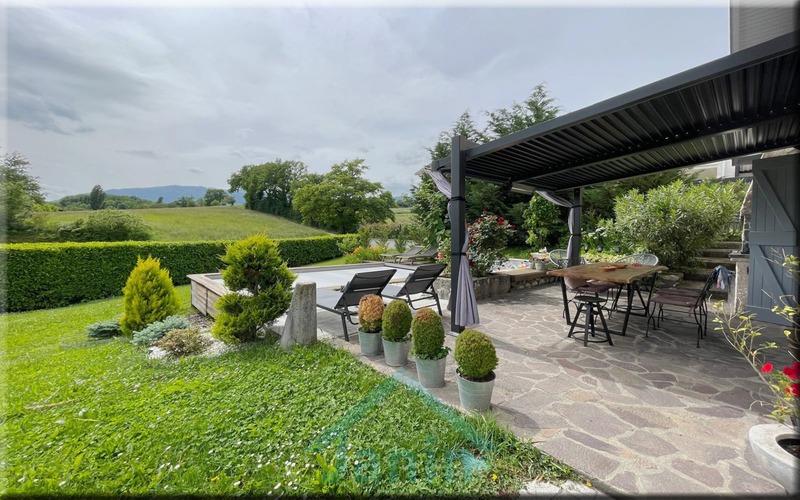 Maison - 194 m² - 7 pièces